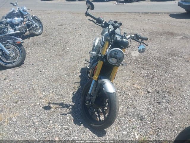 2025 TRIUMPH MOTORCYCLE SPEED 400 5