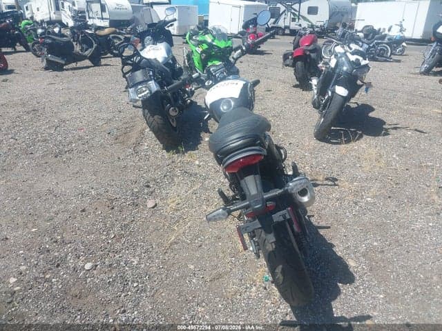 2025 TRIUMPH MOTORCYCLE SPEED 400 6