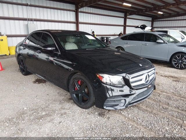2017 MERCEDES-BENZ E 300 - 1