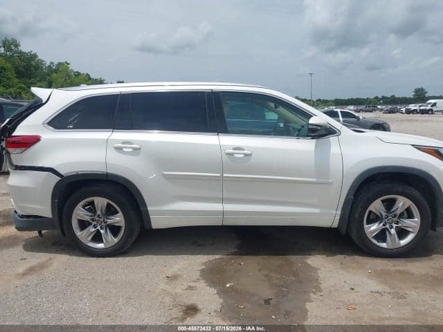 2017 TOYOTA HIGHLANDER LIMITED 13
