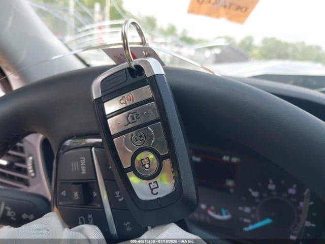 2022 FORD ESCAPE SE 11