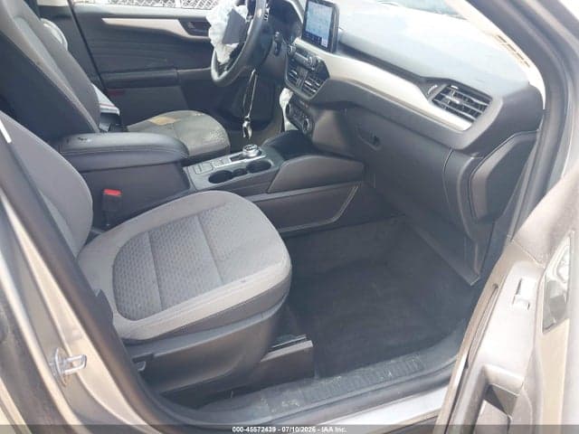 2022 FORD ESCAPE SE 5