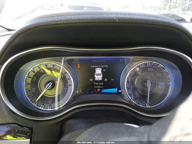 2018 CHRYSLER 300 LIMITED 7