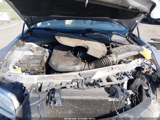2018 CHRYSLER 300 LIMITED 10