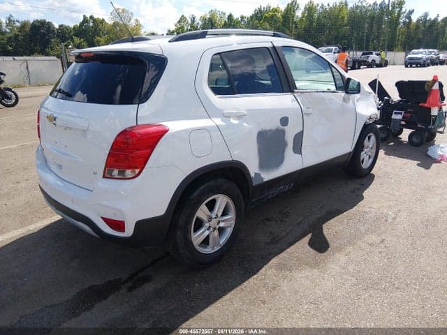 2017 CHEVROLET TRAX LT 4