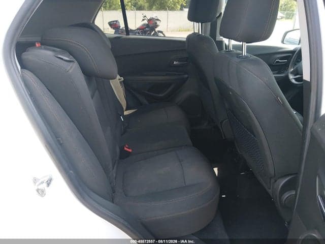 2017 CHEVROLET TRAX LT 8