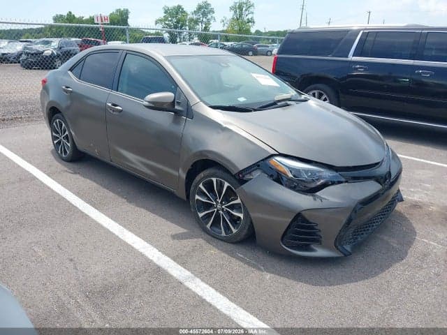 2017 TOYOTA COROLLA SE 1