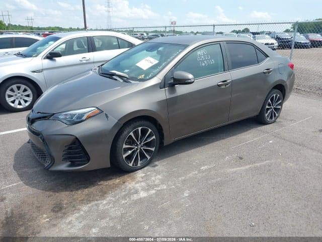 2017 TOYOTA COROLLA SE 2