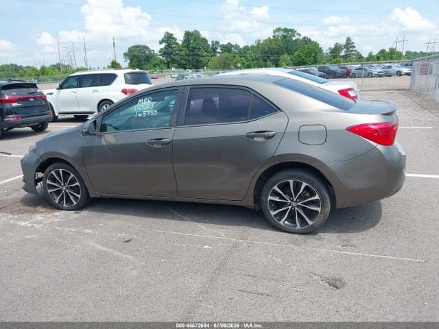 2017 TOYOTA COROLLA SE 14