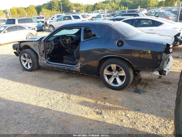 2017 DODGE CHALLENGER SXT 3