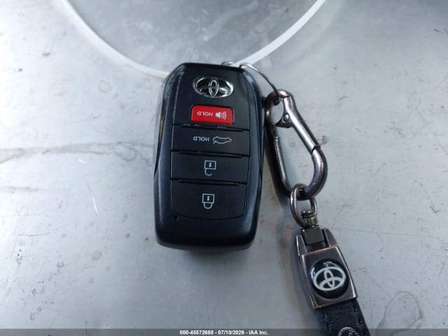 2026 TOYOTA CAMRY SE 11