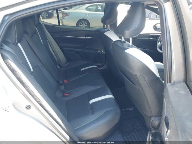 2026 TOYOTA CAMRY SE 8