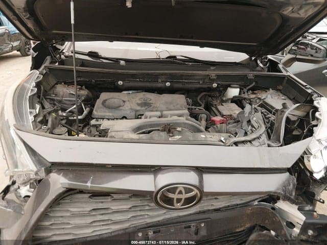 2020 TOYOTA RAV4 LE 10
