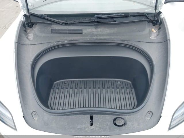 2025 TESLA MODEL 3 LONG RANGE ALL-WHEEL DRIVE 10
