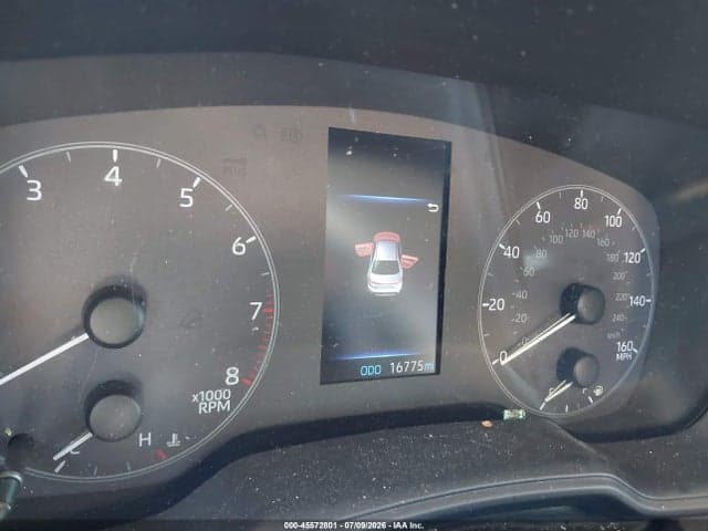 2025 TOYOTA COROLLA LE 7
