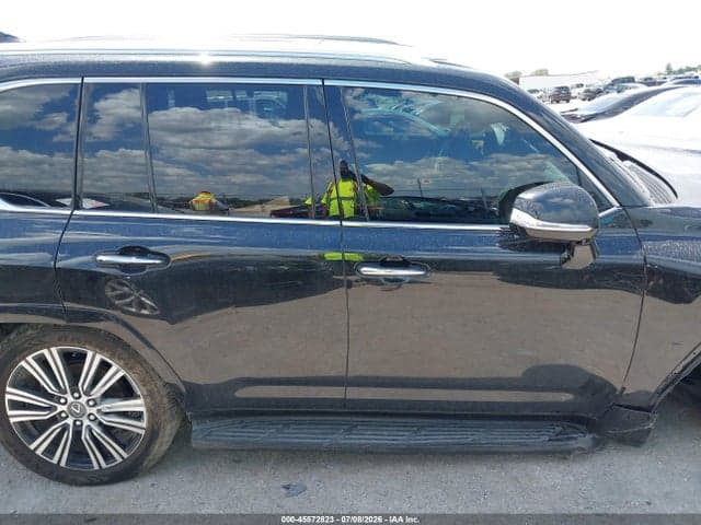 2024 LEXUS LX 600 LUXURY 13