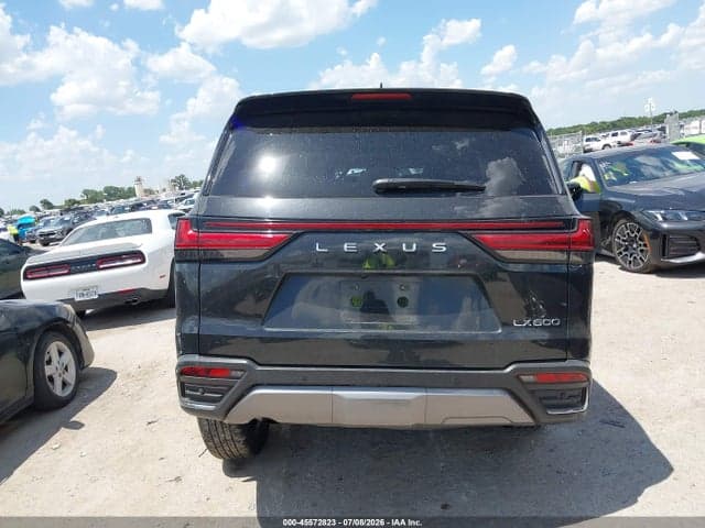 2024 LEXUS LX 600 LUXURY 16