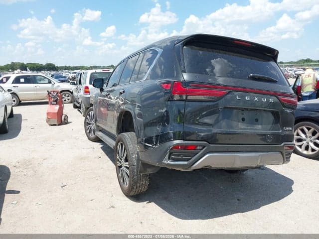 2024 LEXUS LX 600 LUXURY 3