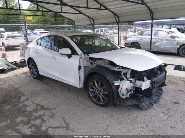 2018 MAZDA MAZDA3 TOURING 1