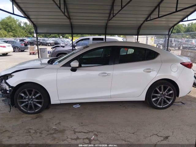2018 MAZDA MAZDA3 TOURING 14