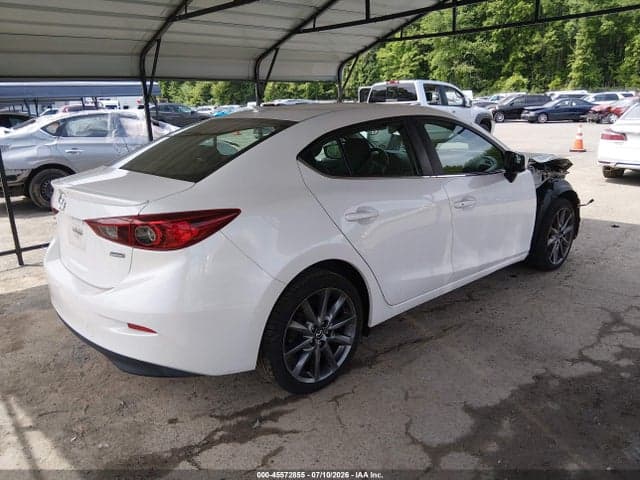 2018 MAZDA MAZDA3 TOURING 4