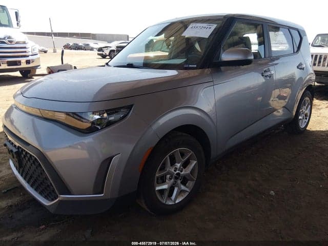 2023 KIA SOUL LX 2