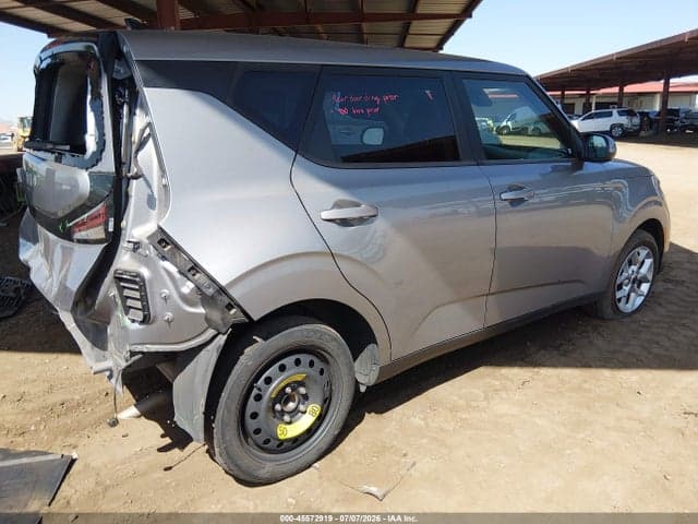 2023 KIA SOUL LX 4