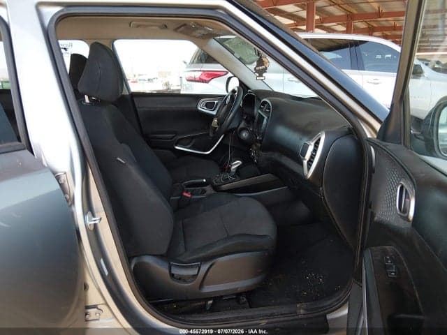 2023 KIA SOUL LX 5