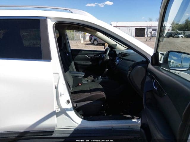 2017 NISSAN ROGUE SV 5