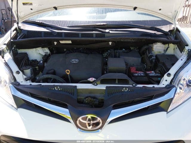 2020 TOYOTA SIENNA LE 10