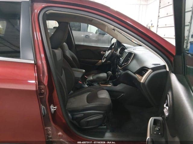 2018 JEEP CHEROKEE LATITUDE FWD 5