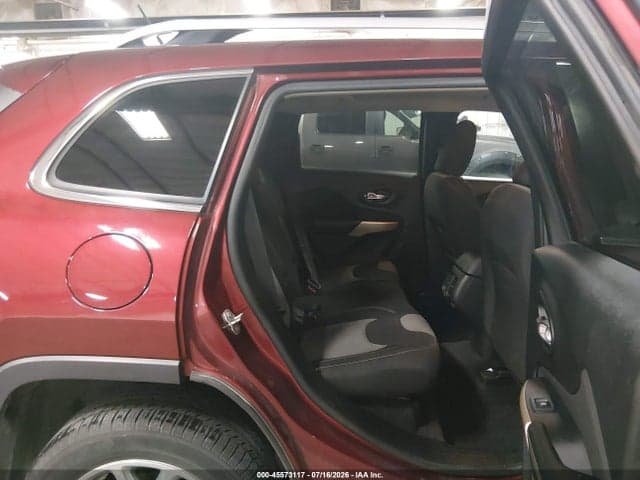 2018 JEEP CHEROKEE LATITUDE FWD 8