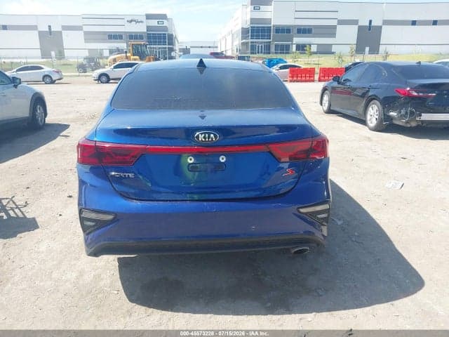 2019 KIA FORTE S 16