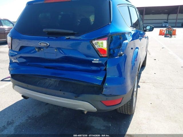 2017 FORD ESCAPE SE 18