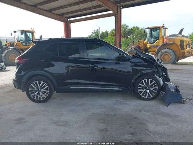 2021 NISSAN KICKS SR XTRONIC CVT 13