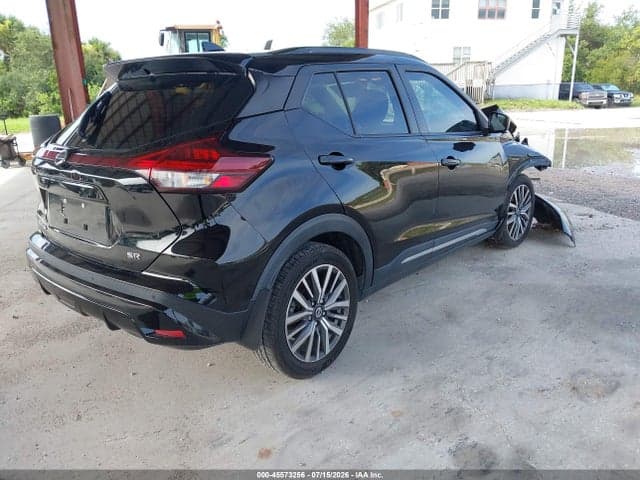 2021 NISSAN KICKS SR XTRONIC CVT 4