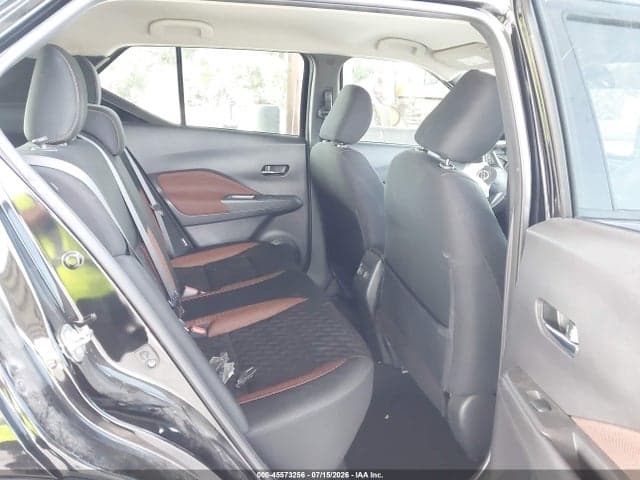2021 NISSAN KICKS SR XTRONIC CVT 8