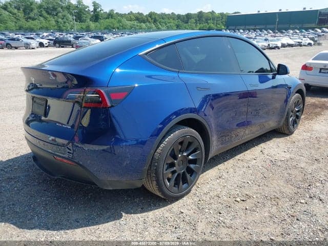 2025 TESLA MODEL Y LONG RANGE DUAL MOTOR ALL-WHEEL DRIVE 4