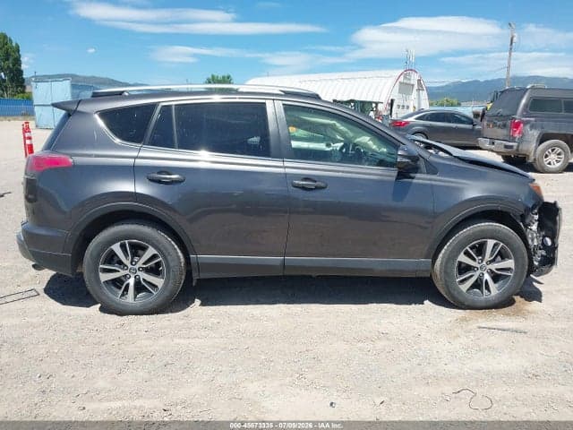 2018 TOYOTA RAV4 XLE 14