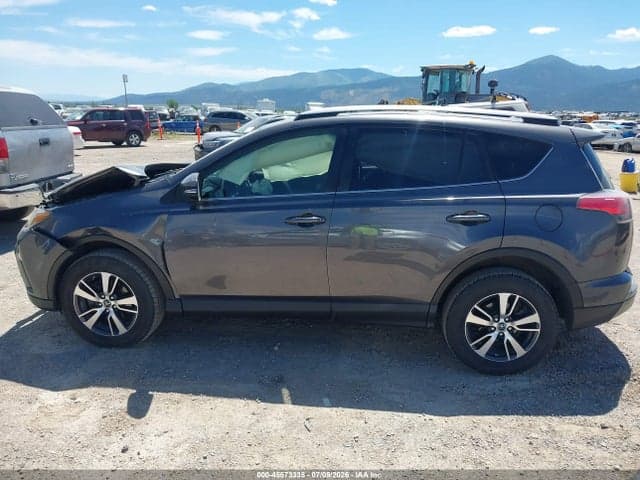 2018 TOYOTA RAV4 XLE 15