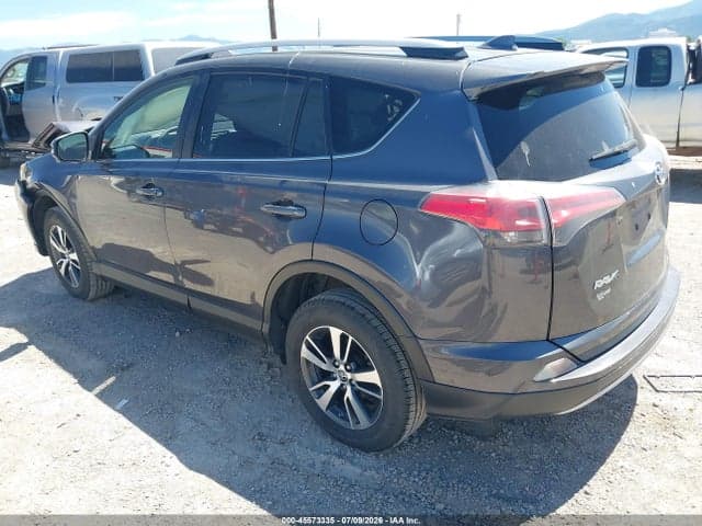 2018 TOYOTA RAV4 XLE 3