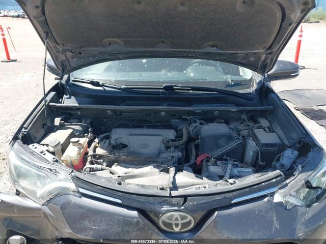 2018 TOYOTA RAV4 XLE 10