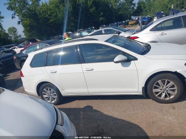 2017 VOLKSWAGEN GOLF SPORTWAGEN TSI S 13