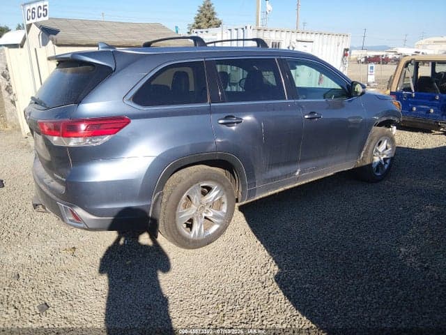 2018 TOYOTA HIGHLANDER LIMITED 4