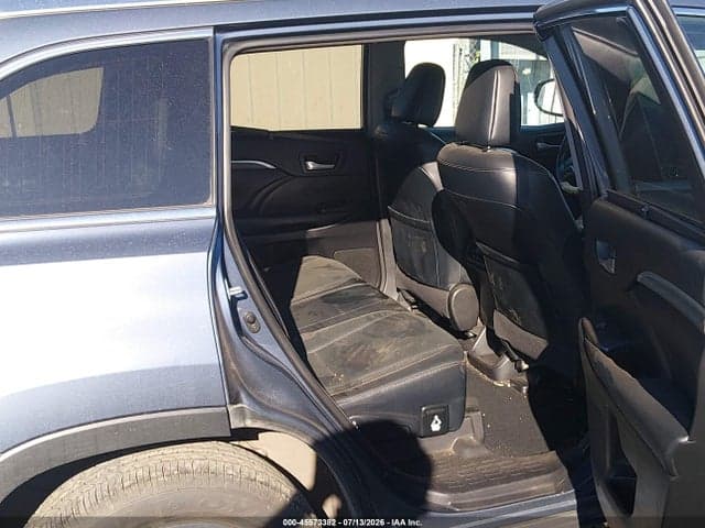 2018 TOYOTA HIGHLANDER LIMITED 8