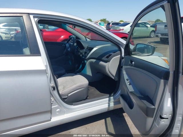 2016 HYUNDAI ACCENT SE 5