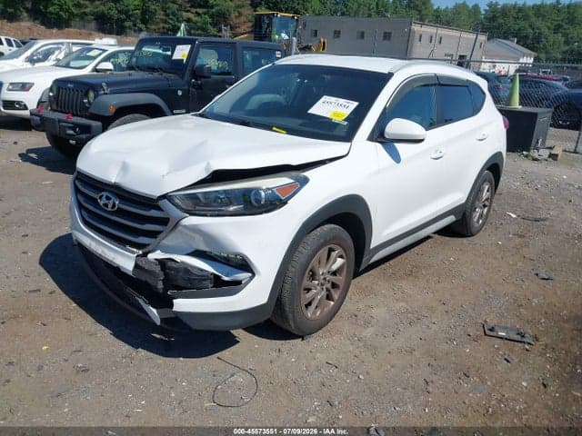 2017 HYUNDAI TUCSON SE 2