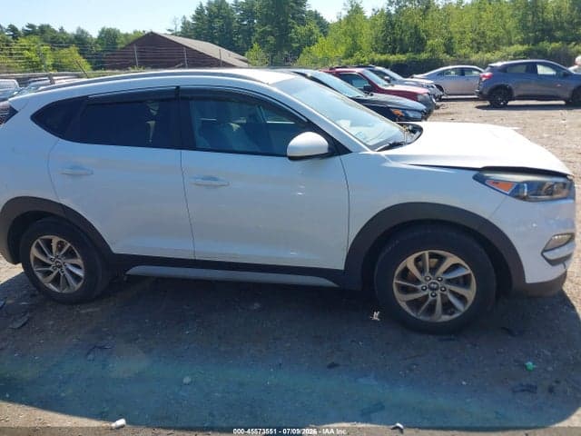 2017 HYUNDAI TUCSON SE 13