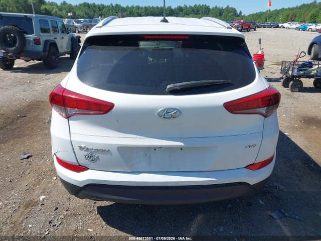 2017 HYUNDAI TUCSON SE 16