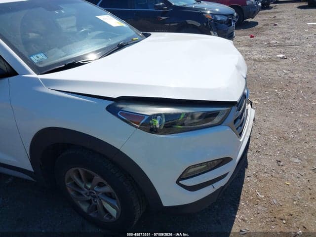 2017 HYUNDAI TUCSON SE 6